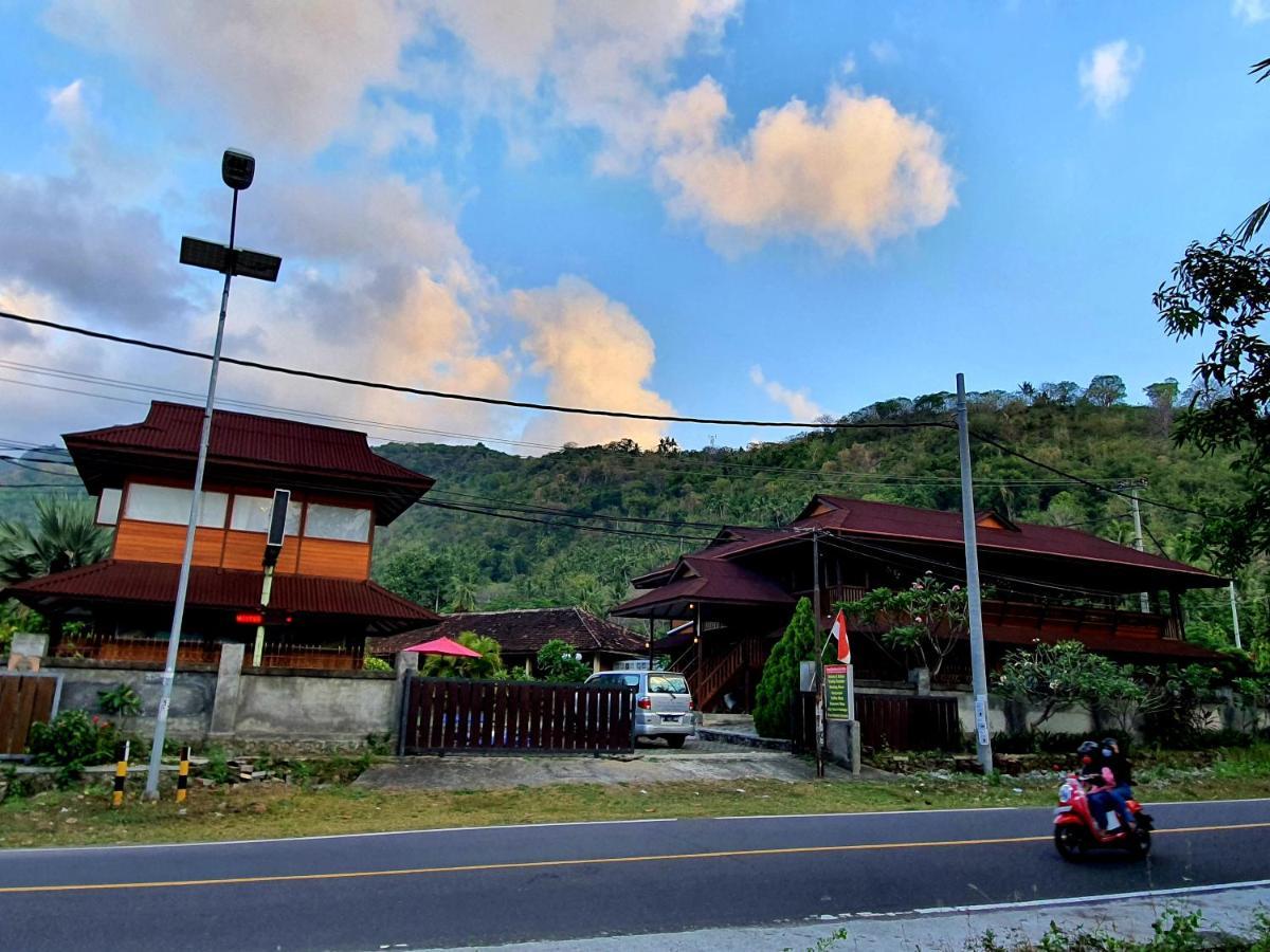 Hotel Besar Bulan Baru - Senggigi Exteriér fotografie