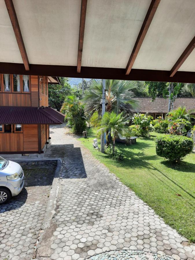 Hotel Besar Bulan Baru - Senggigi Exteriér fotografie